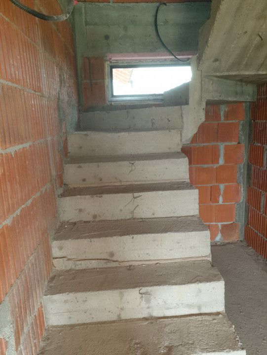 AZURA Imobiliare Pitesti - De Vanzare Casa Albota zona Luxor - Poză 10