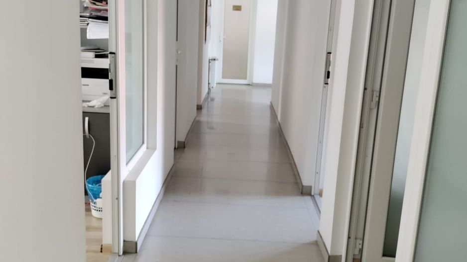 De inchiriat! Casa pretabila birouri, in Gruia - Poză 14