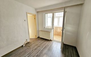 Apartament 2 camere, cu balcon, etaj 1, Cetate - Poză 3