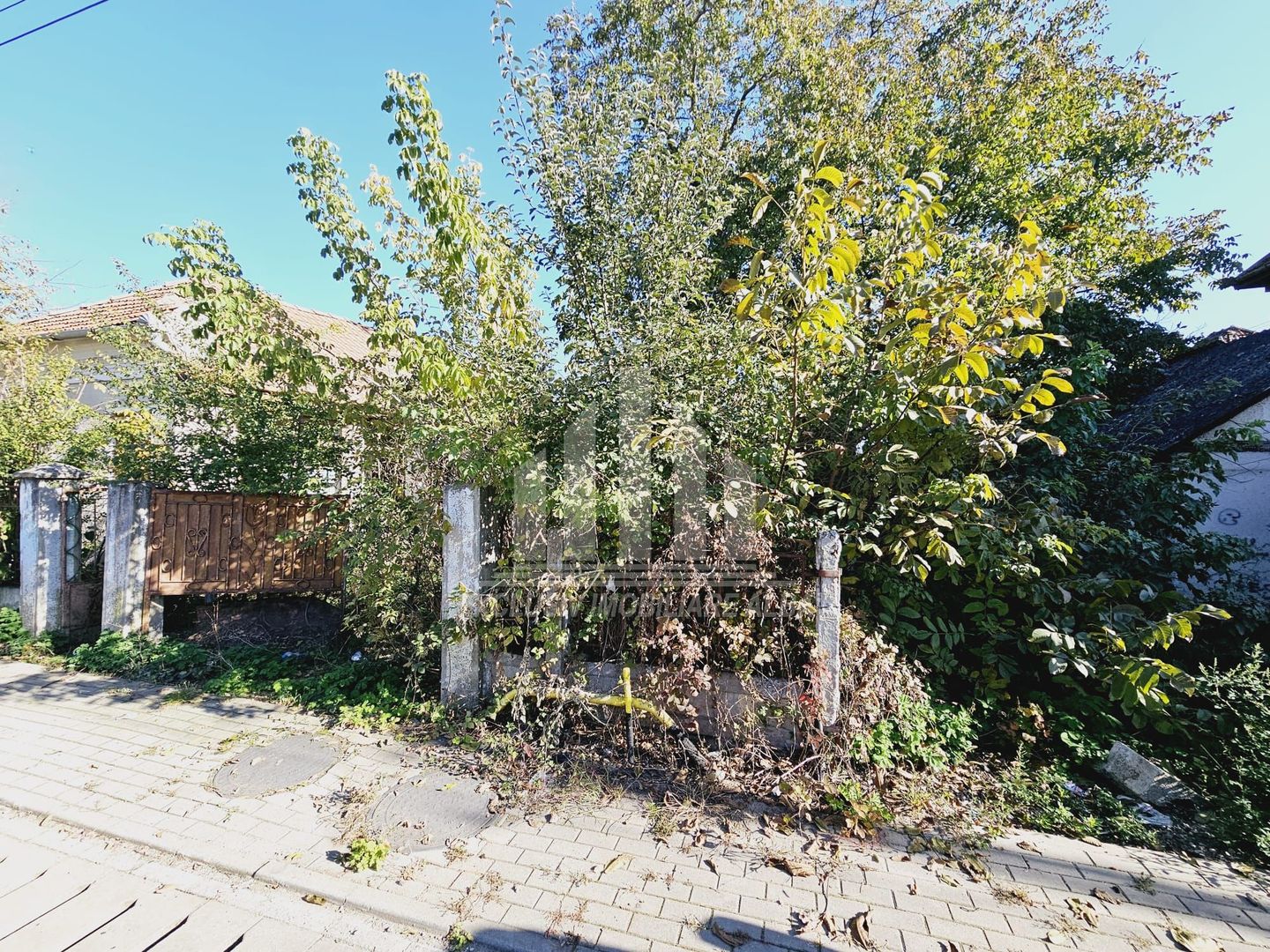 Teren intravilan de vanzare, Partos - Poză 1