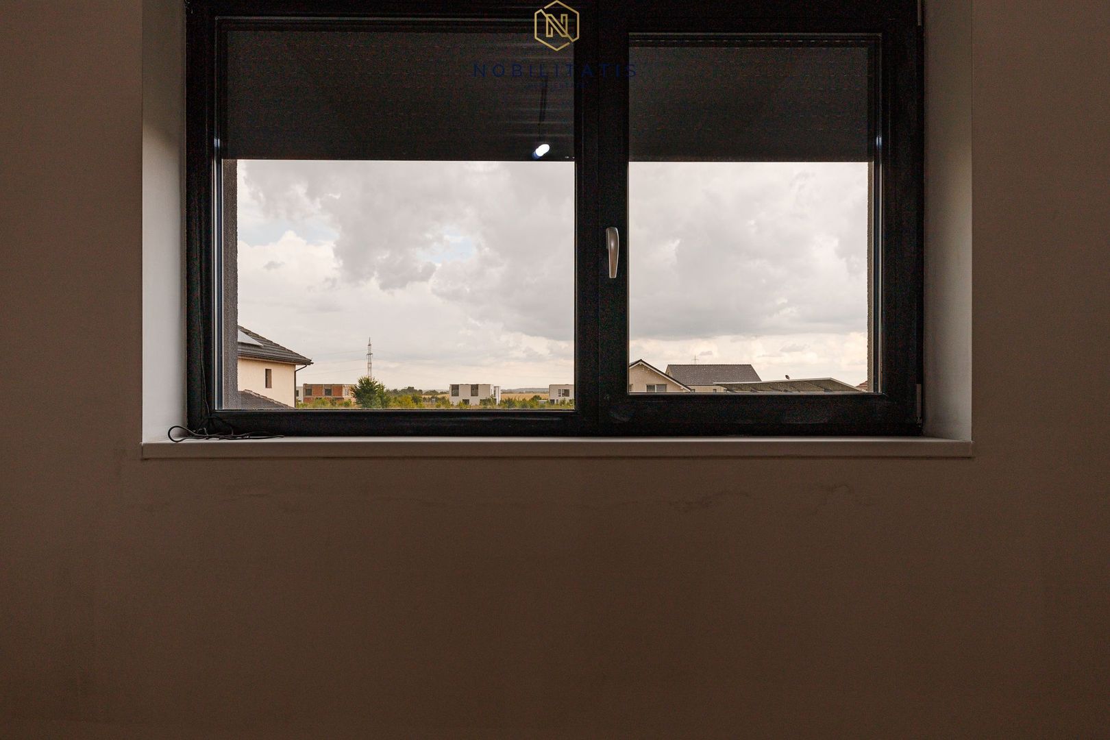 Duplex de vanzare la liziera padurii - 130 mp, 4 bai & 4 dormitoare - Poză 31