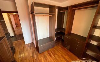 Apartament de vanzare pe doua nivele, zona Pietonalul Transilvaniei, pret 180000 euro - Poză 5