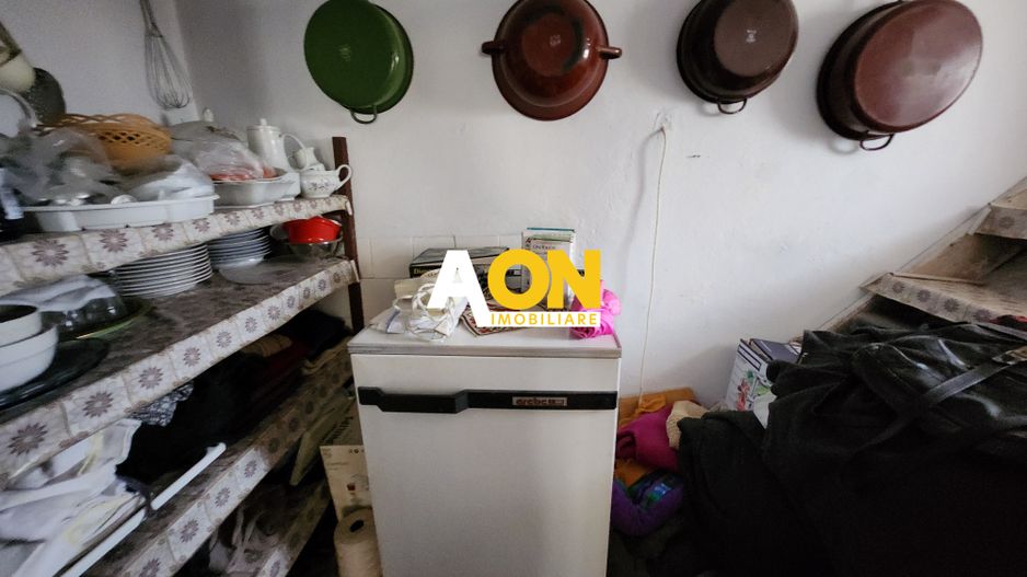 Casă cu 4 camere de vânzare în zona Barabant - Poză 15