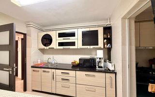 Apartament de vanzare 3 camere // McDonald's Dristor //lângă metrou//centrala - Poză 6