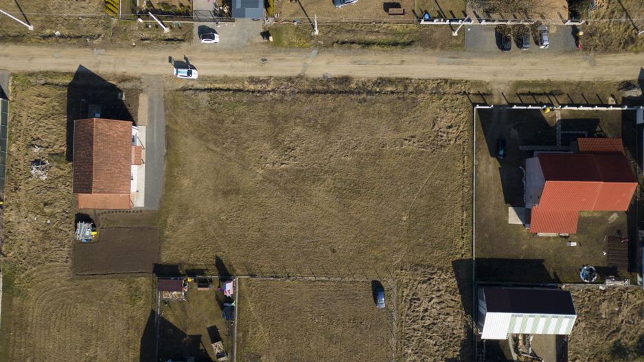 Loc de casa 500 mp în Curtici - Poză 3