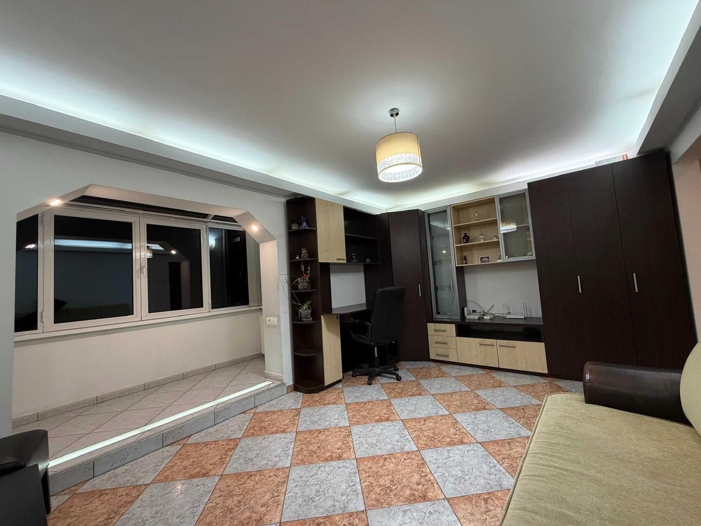 AP. 2 CAMERE- APARATORI, MASINA DE SPALAT VASE,PARCARE ADP, METROU - Poză 3