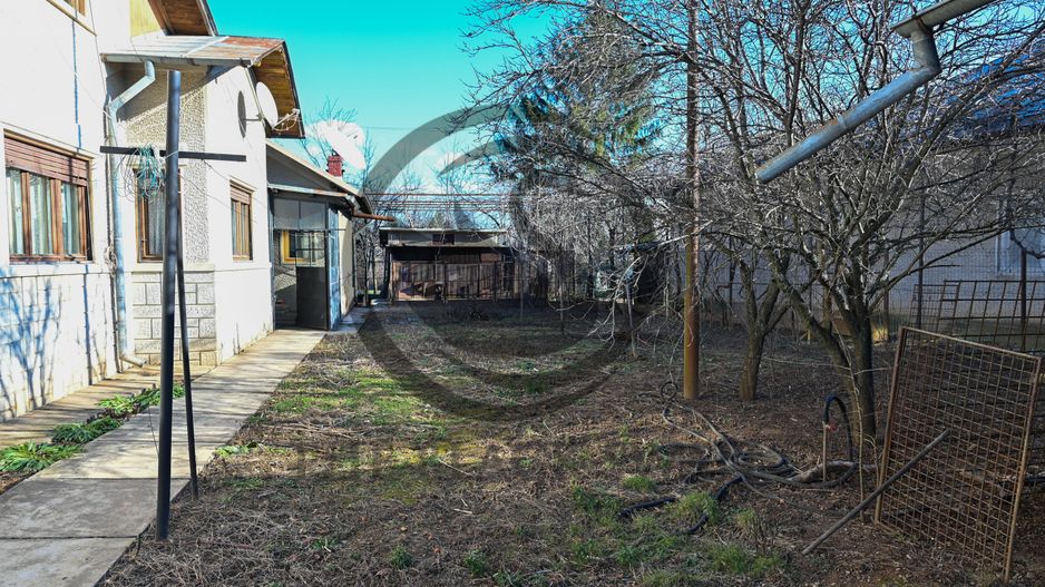 Casa cu 6 camere de vanzare | Zona Ultracentrala, Baicoi | Comision 0% - Poză 3