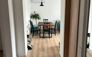 Apartament 4 camere, decomandat, 101 mp, CT, recent renovat, Decebal - Poză 2