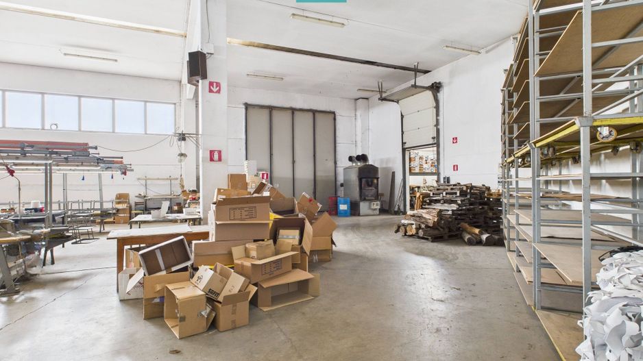 Hală de producție, cu birouri și teren, în Sebiș - Poză 25