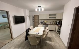 Apartament la casa | Renovat | Garaj | Curte | Lazaret - Poză 3