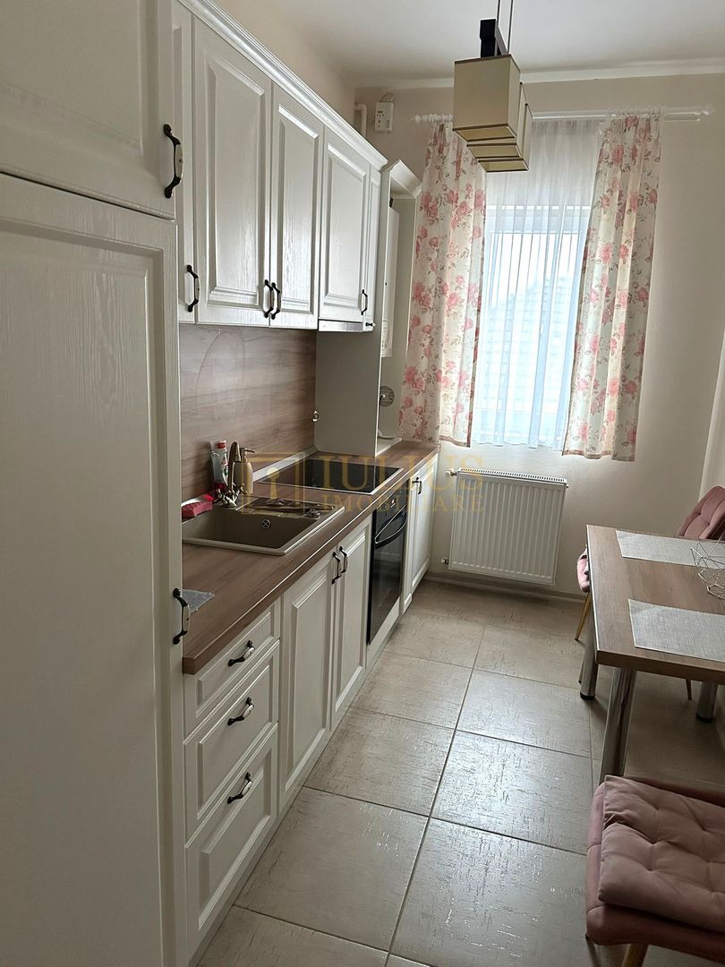 Lipovei, 2 camere, centrala proprie, curte. - Poză 8