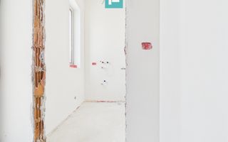 Duplex spațios 102 mp utili, teren 350mp in Covaci - Poză 10