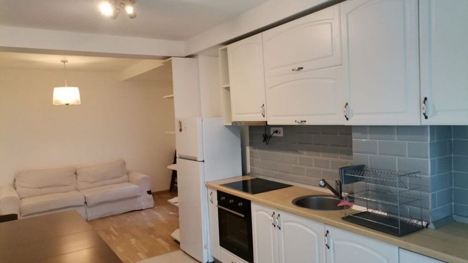 Apartament 3 camere + curte | Colina - Poză 2