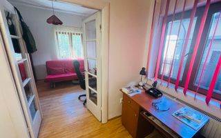 Apartament cochet cu 2 camere și curte individuală – Str. Măcelari - Poză 3