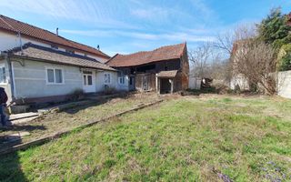 Teren 1426 mp, cu casa demolabila, la asfalt, toate utilitatile - Poză 1