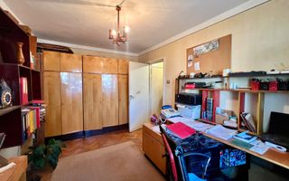 Apartament de 4 camere, 79mp, etaj intermediar, zona "La Terenuri" - Poză 9
