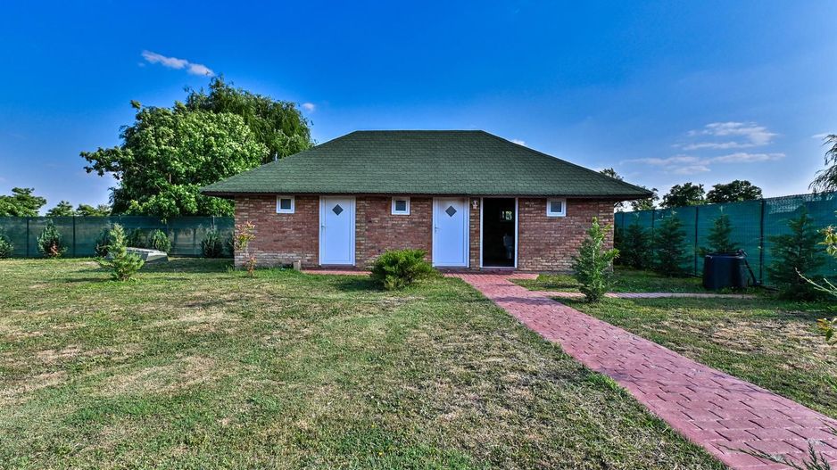 Sala de evenimente cu  piscina si foisor Biled COMISION 0 % CUMPARATOR - Poză 27