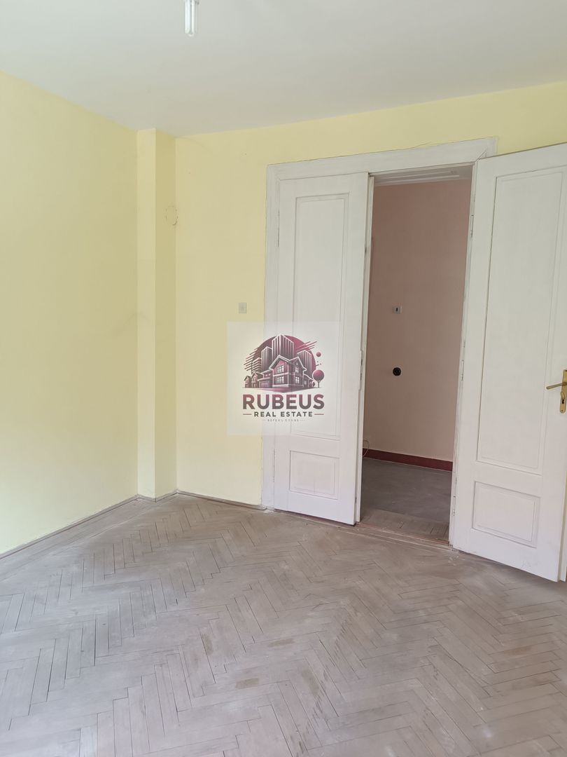 Casă solidă în Orșova, S+P+E, 220 mp, teren 284 mp - Poză 16