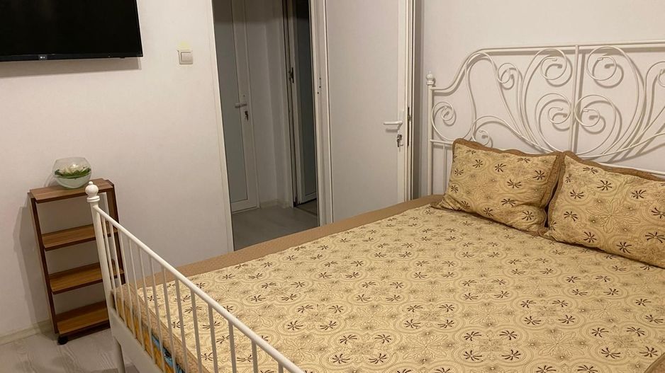 Griviței 2 cam circular, 5/7, mobilat, utilat, centrala proprie - Poză 22