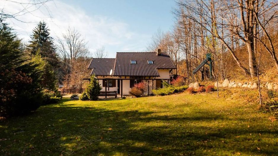 Investitie Valiug lacul Gozna Casa utilata 5 camere parau padure - Poză 5