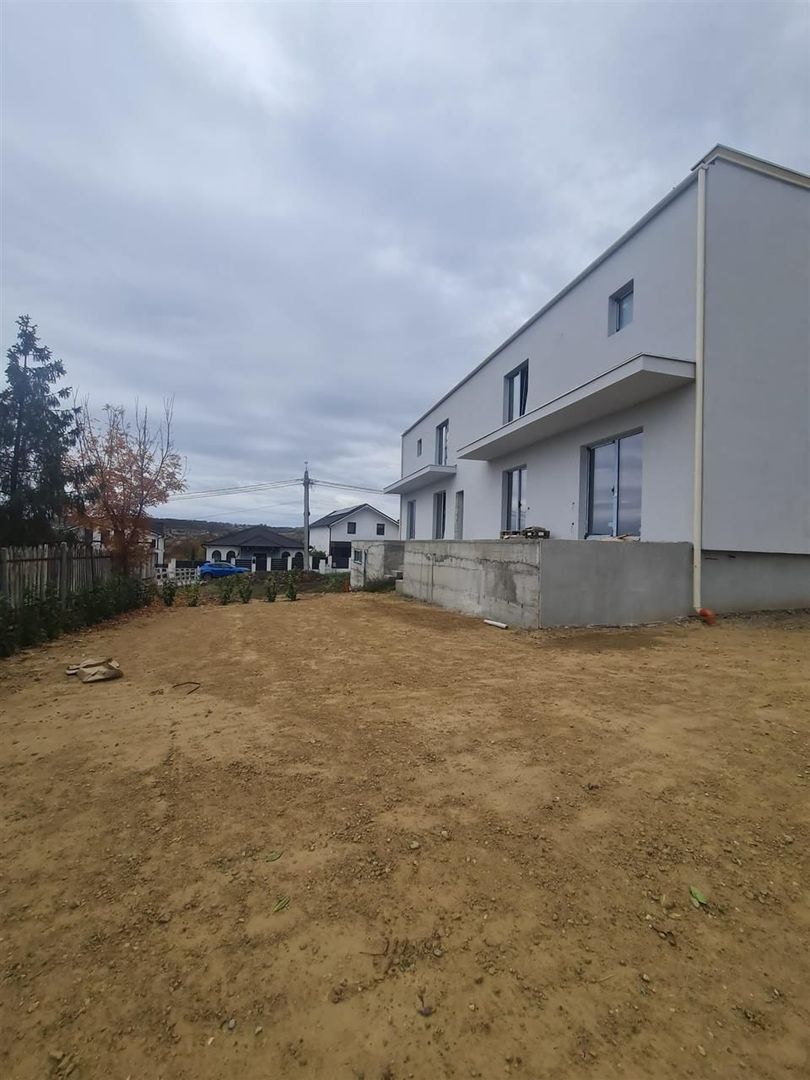 Casa zona Renasterii Oradea - Poză 2