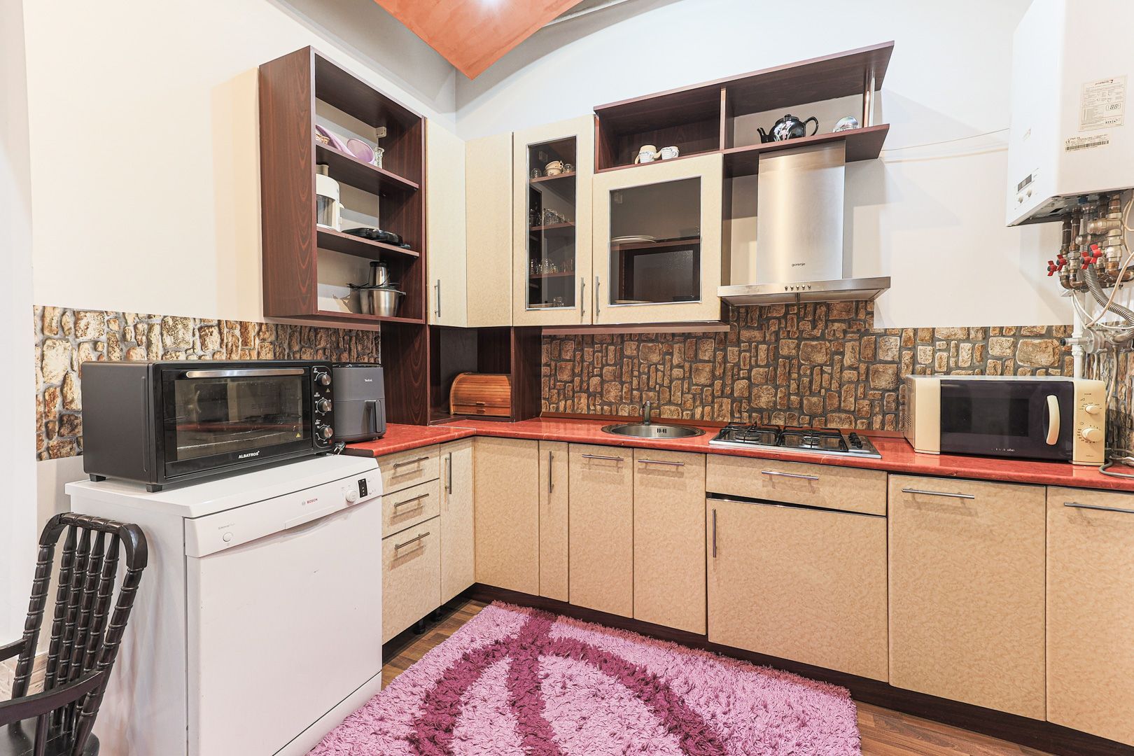 Apartament cu 2 camere la curte comună, la cheie pe str. Barabas Bela - Poză 8