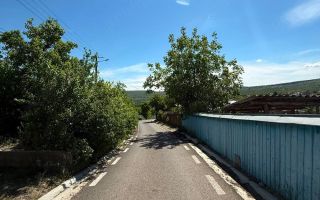 Teren intravilan de vanzare in Comarna, 4200 mp, asfalt si curent la limita, 20 km de Iasi - Poză 3