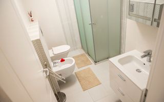 Apartament premium cu terasă mare și vedere la mare – Sea On - Poză 18