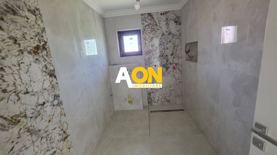 Casă nouă, impozantă,  6 camere, 1346 mp teren, Bărăbanț - Poză 30