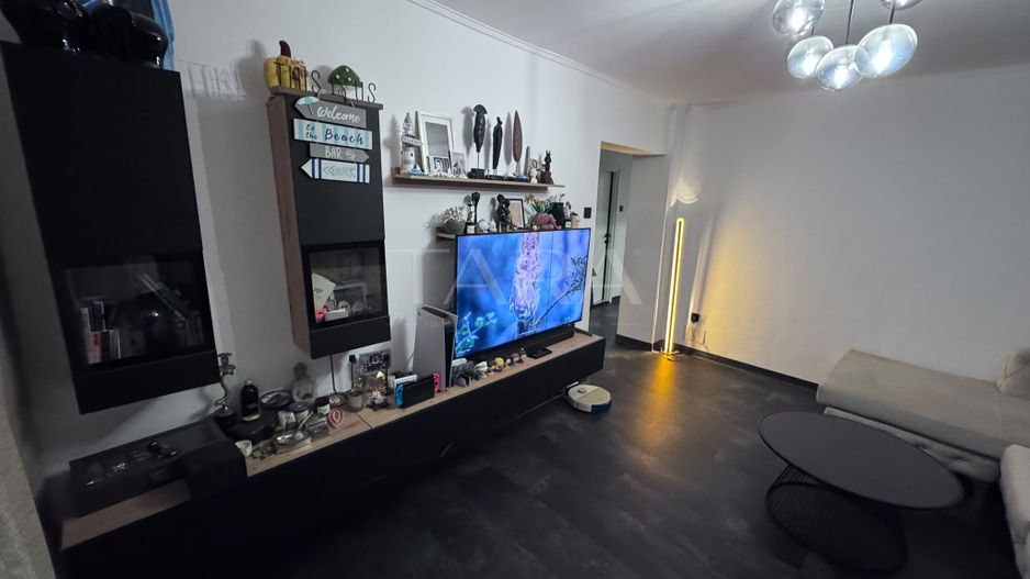 EXCLUSIVITATE. Apartament superb, decomandat, Calea Florești. - Poză 2