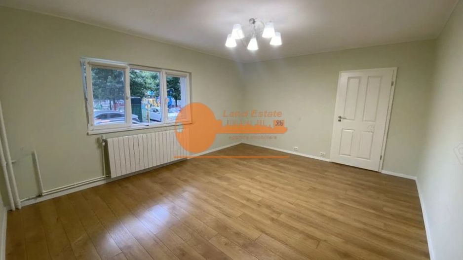 2camere 13 septembrie - 1987 - Poză 4