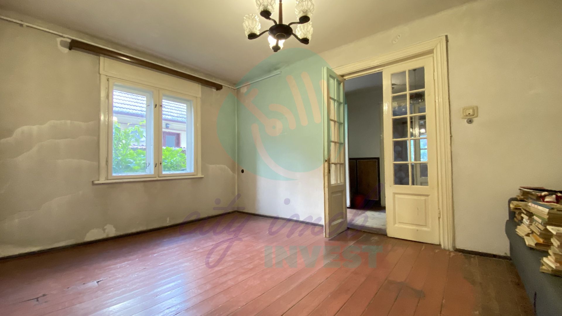 Parter de vila cu mică curte, Piața Alba Iulia - Poză 1