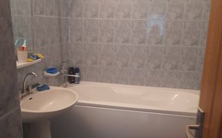 Apartament cu 2 camere/ decomandat/ 62 mp/ zona Zimbru - Poză 12