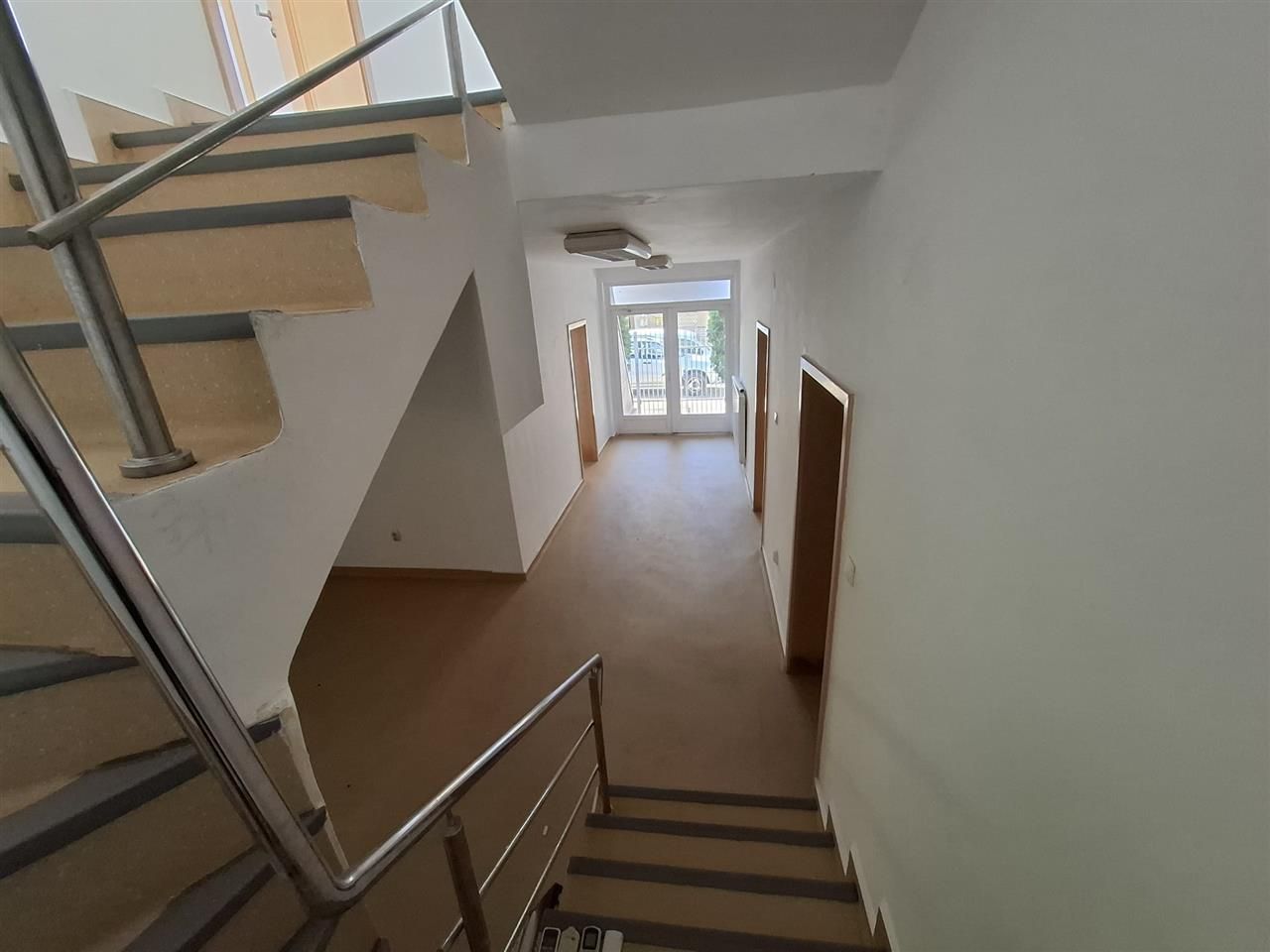 Casa D+P+2 E Elisabetin-Balcescu 7 locuri de parcare birouriclinicaetc - Poză 11