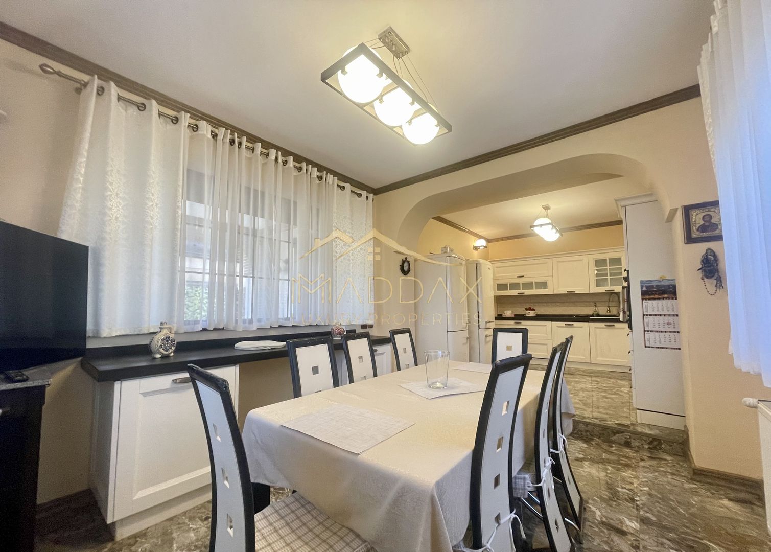 Vila 7 camere**Lake view**Ponton privat**Piscina**Teren 933 MP//Balotesti - Poză 17