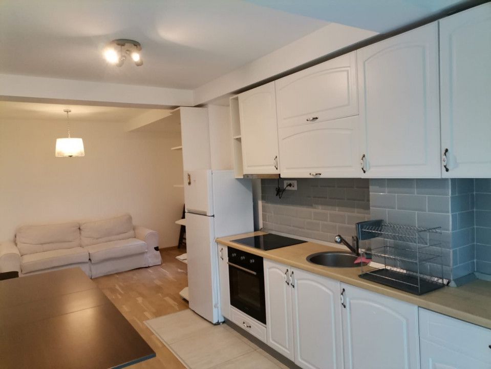 Apartament 3 camere + curte | Colina - Poză 2