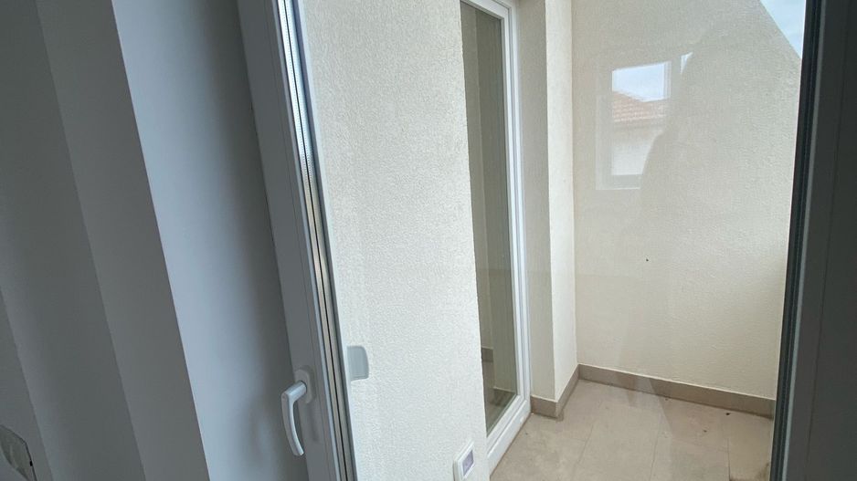 Giroc-Neptun | 2-3 Camere | Centrala proprie | Loc de parcare - Poză 8