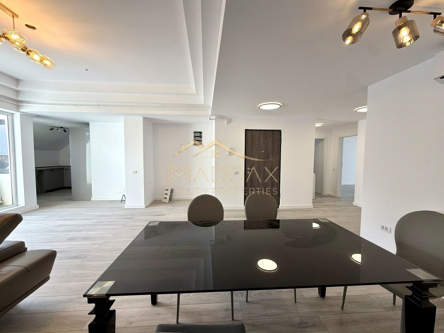 Apartament 3 camere // 134,4 mp utili + parcare // Aviatiei - Poză 5