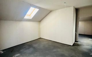 Casa finisata la cheie cu 5 camere in localitatea Santandrei - Poză 6