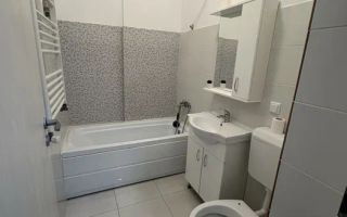 Decomandat Apartament Spatios Cu Parcare Subterana - Poză 7
