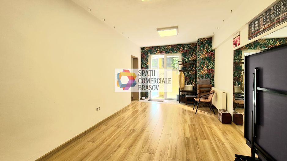 Spatiu comercial de închiriat  Brasov - 40 mp # spatii-comerciale-brasov.ro - Poză 1