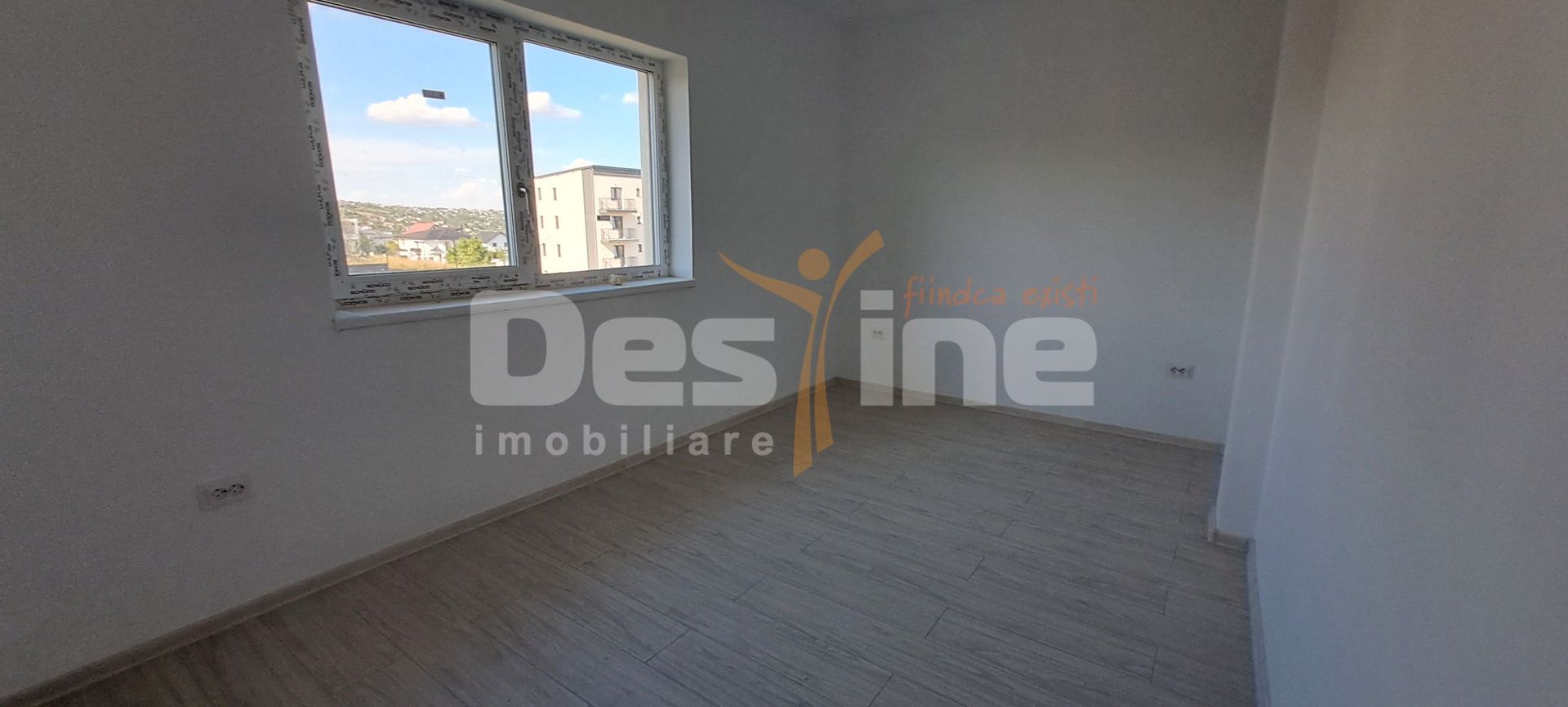 Casă individuală cu 4 camere și teren de 450 mp – Rediu - Poză 15