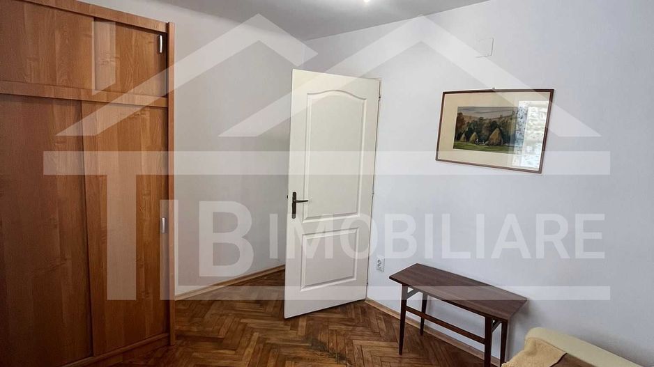 Apartament cu 2 camere, 40mp, decomandat, Zona UMFST - Poză 3