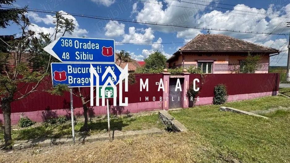 Casă de vânzare în Arpașu de Jos | 1350 mp teren | curte mare, șură și grajduri - Poză 5