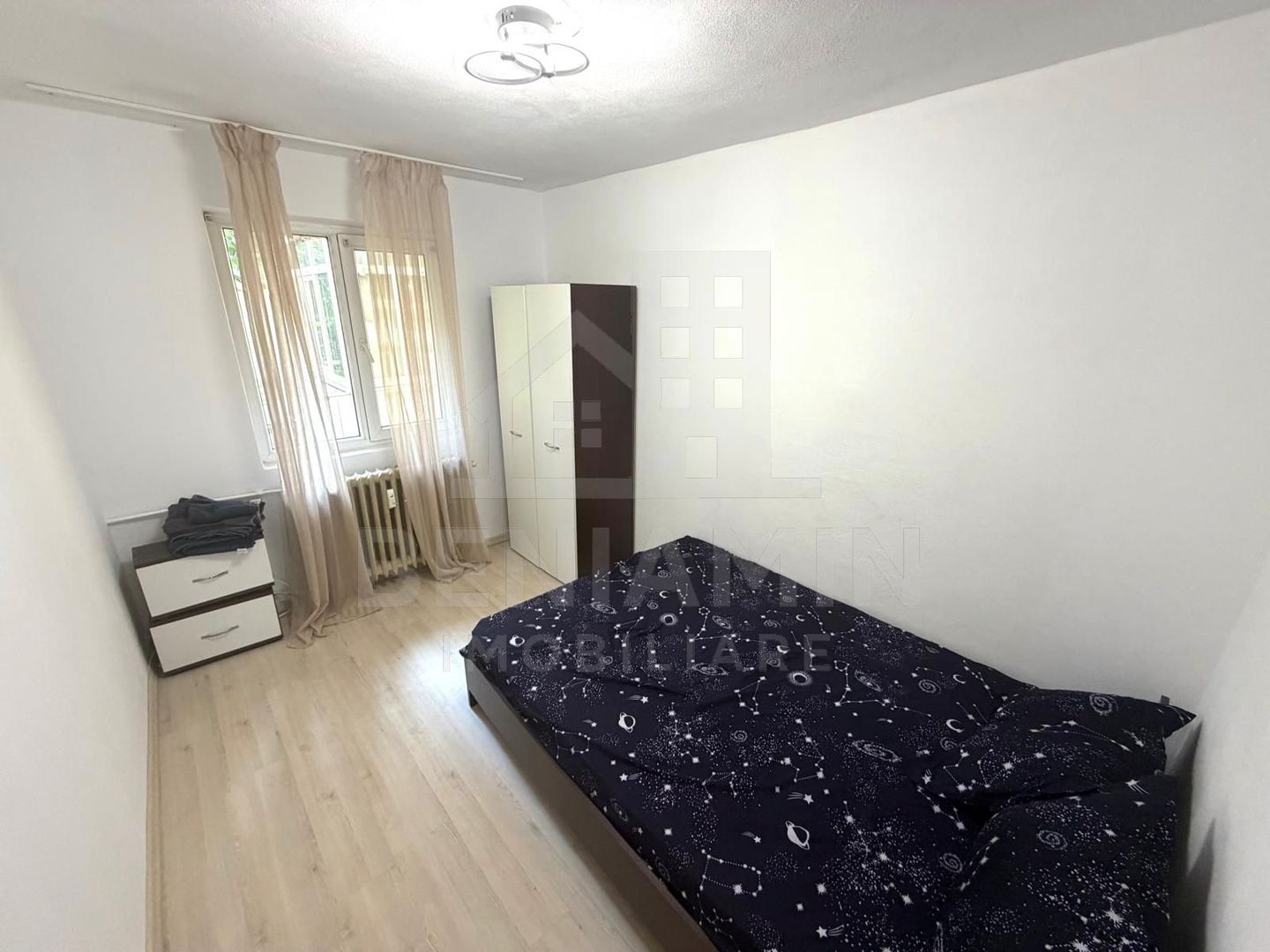 3 camere semidecomandat zona Materna -etaj 1- vedere bilaterala - Poză 3