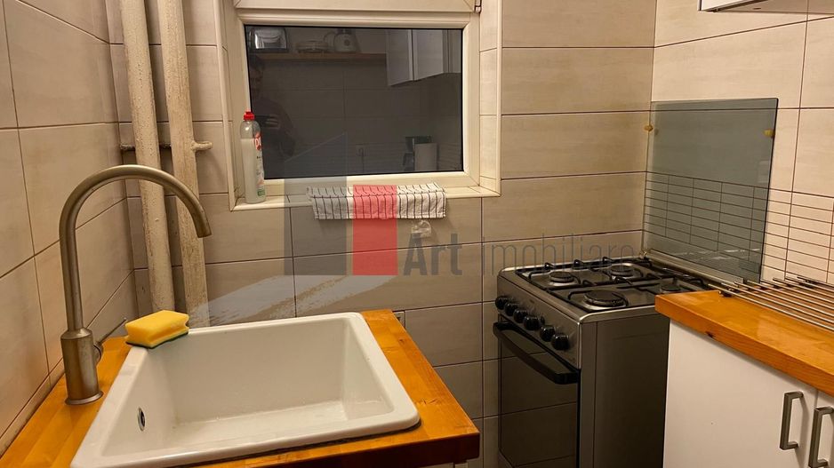 APARTAMENT 2 CAMERE -SALA PALATULUI - Poză 24