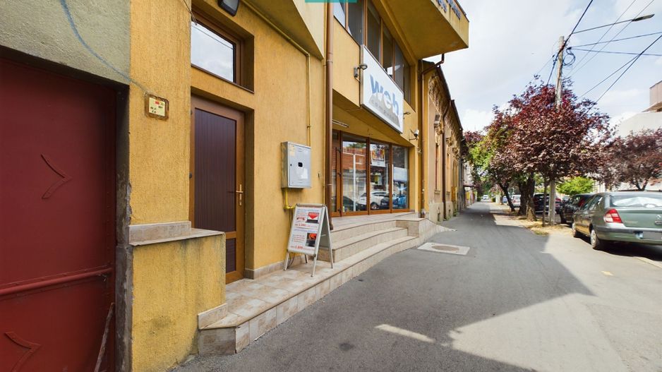 Casă cu destinații multiple Centru - Poză 4