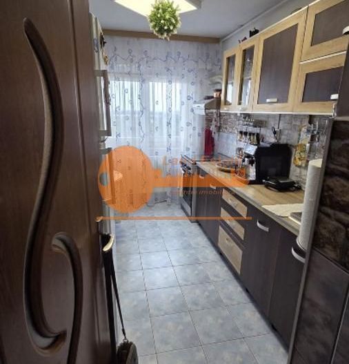 Apartament cu 3 camere in zona Ghencea-Drumul Taberei - Poză 7