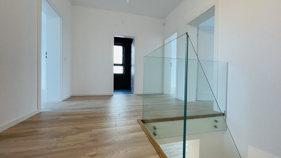 Duplex Ultramodern, impecabil executat | 4 dormitoare & 2 terase - Poză 39