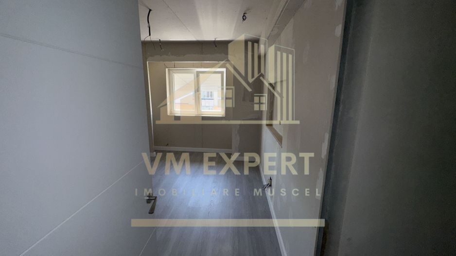 APARTAMENT 2 CAMERE CAMPULUNG, ETAJ 4, CARTIER VISOI - Poză 9